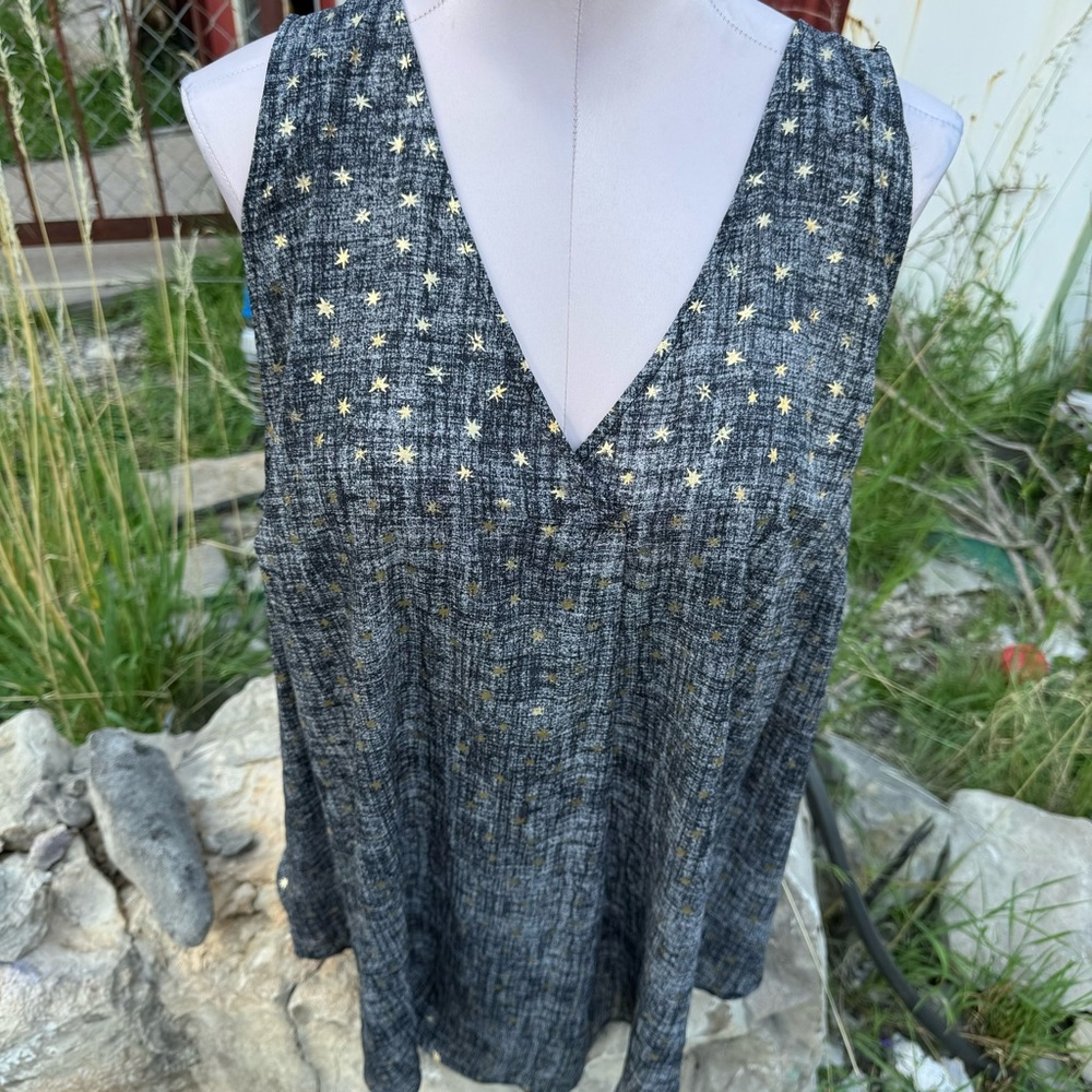 🌟 Torrid Top Size 3 🌟